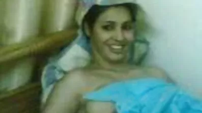 រំដោះ whore ជិះលិង្គរបស់បុរសម្នាក់