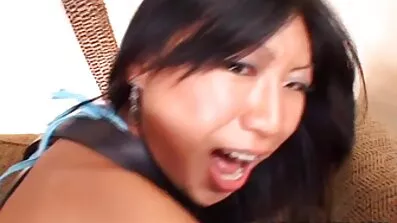 បូម fuck សត្វលាល្អមានទំហំពលរដ្ឋ