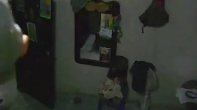 ពាក់ម៉ាស់ dw