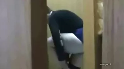 ឆ្កេស្រស់ស្អាត dildo fucked pussy horny