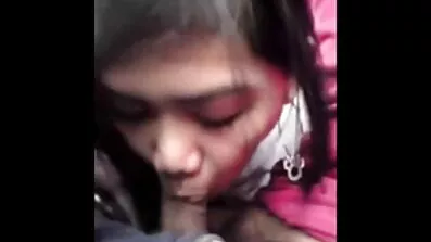 មុនពេល Fucking ដែលមានស្ទីលបែប Doggy chick បានង