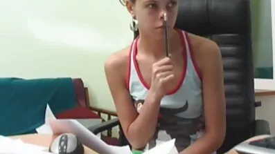 ជិះ pussy MILF juicy របស់នាងជល់មាន់